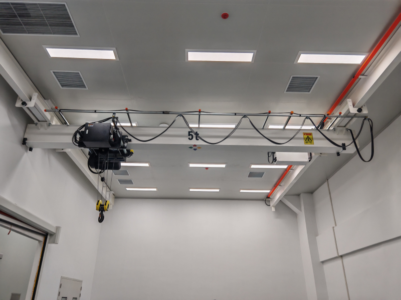 半导体LED车间洁净行吊